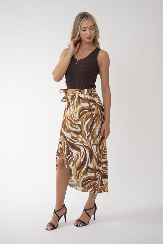 Dark coffee tropical fousta fakelos